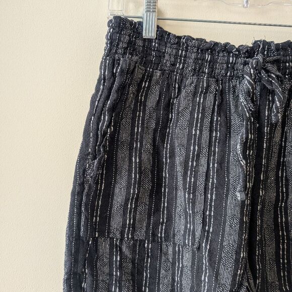 Time and Tru Women's Linen Blend Shorts Black White Size Medium - Picture 4 of 5